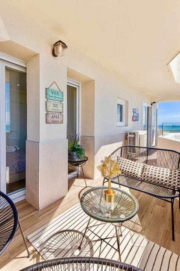 797 Holiday Rentals - Benalbeach- Moderno Piso Para 5 Con Vistas Al Mar 베날마데나코스타 외부 사진