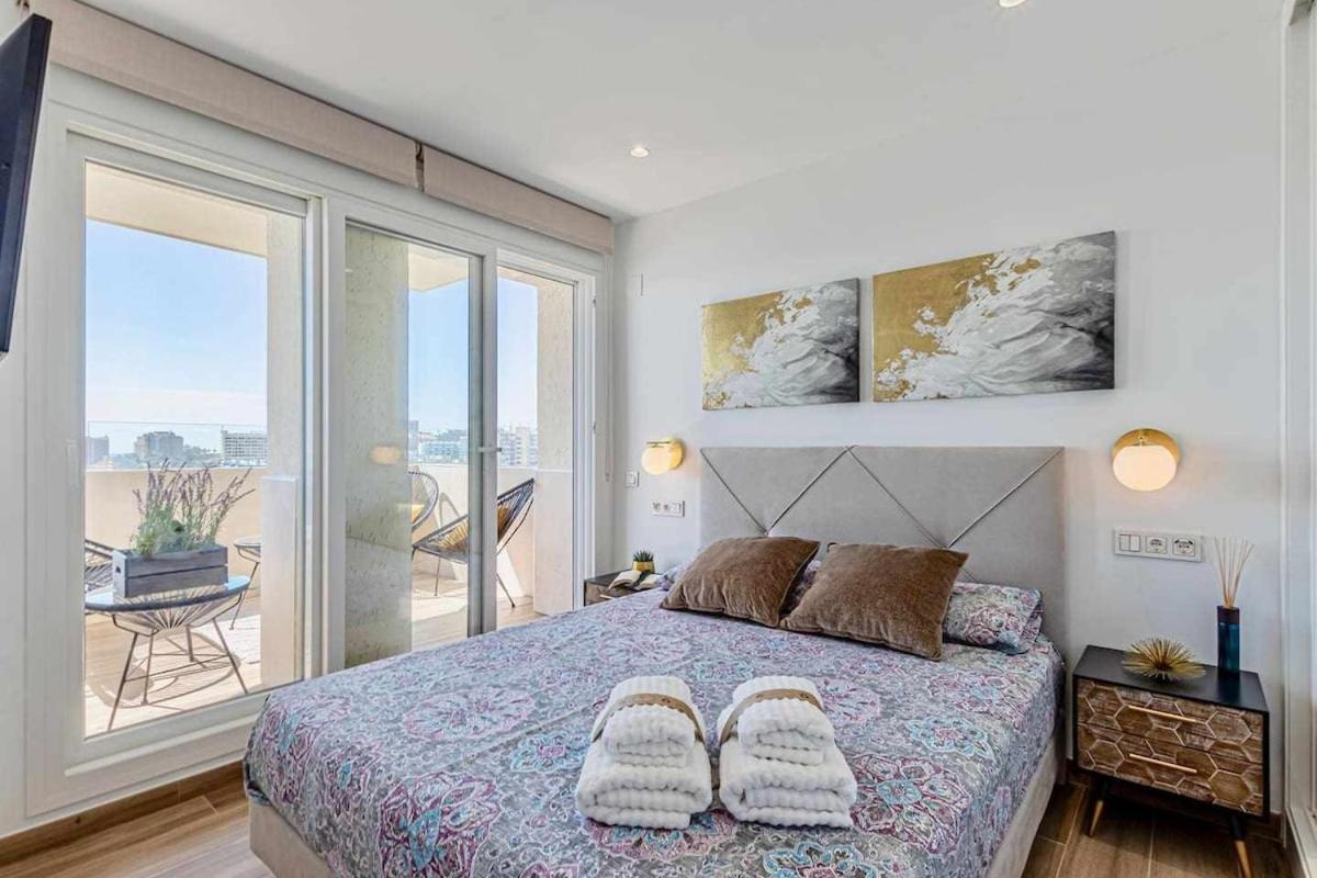 797 Holiday Rentals - Benalbeach- Moderno Piso Para 5 Con Vistas Al Mar 베날마데나코스타 외부 사진