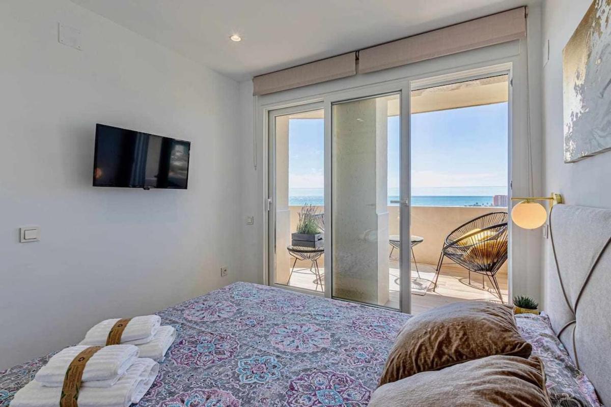 797 Holiday Rentals - Benalbeach- Moderno Piso Para 5 Con Vistas Al Mar 베날마데나코스타 외부 사진