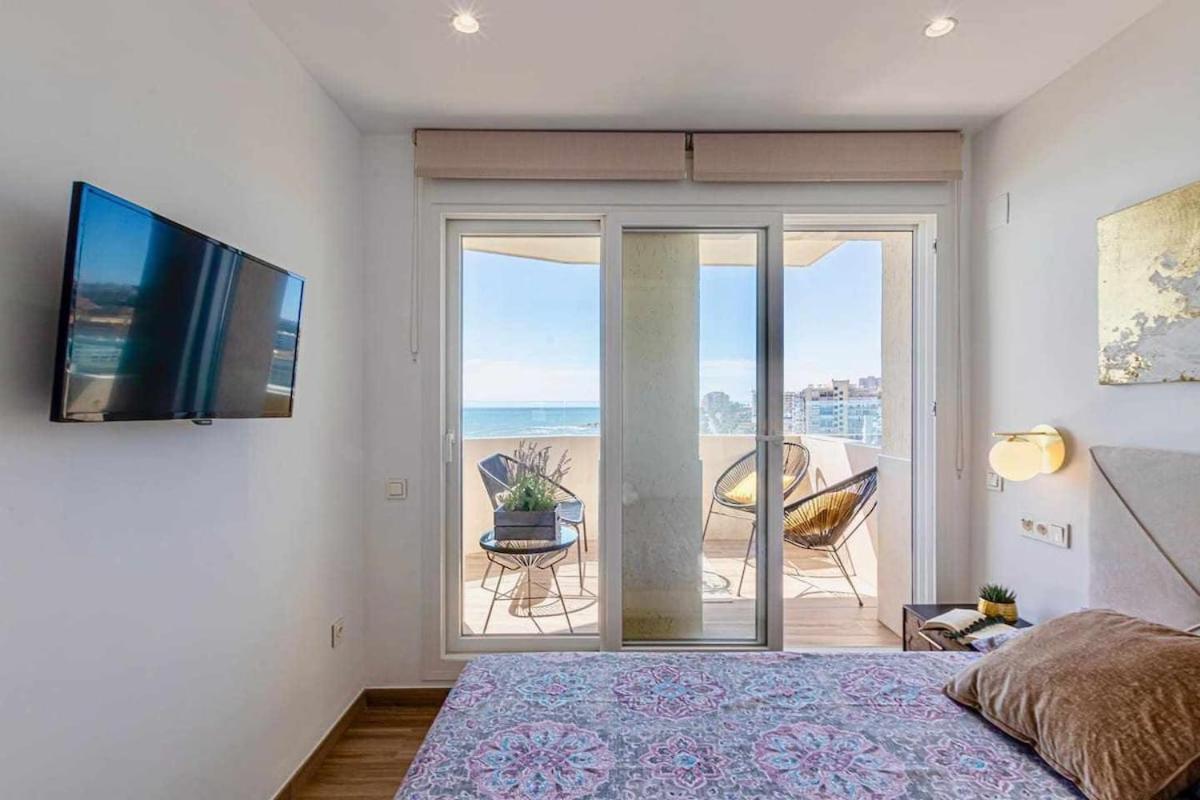797 Holiday Rentals - Benalbeach- Moderno Piso Para 5 Con Vistas Al Mar 베날마데나코스타 외부 사진